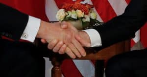 Dans nos archives. Donald Trump et Emmanuel Macron, saison 3