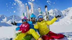 Top 3 des stations incontournables pour des vacances au ski réussie