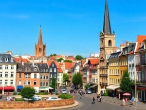 La ville de Roussillon