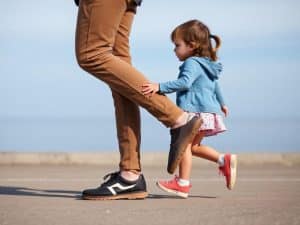 "Sono nato senza una gamba, ma ho insegnato a mia figlia a camminare"