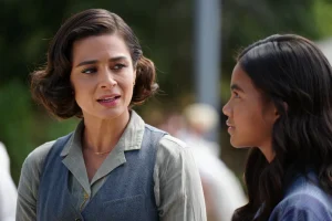 ‘Don’t Let’s Go to the Dogs Tonight’ Review: Embeth Davidtz Captures a Changing Africa Through a Child’s Eyes