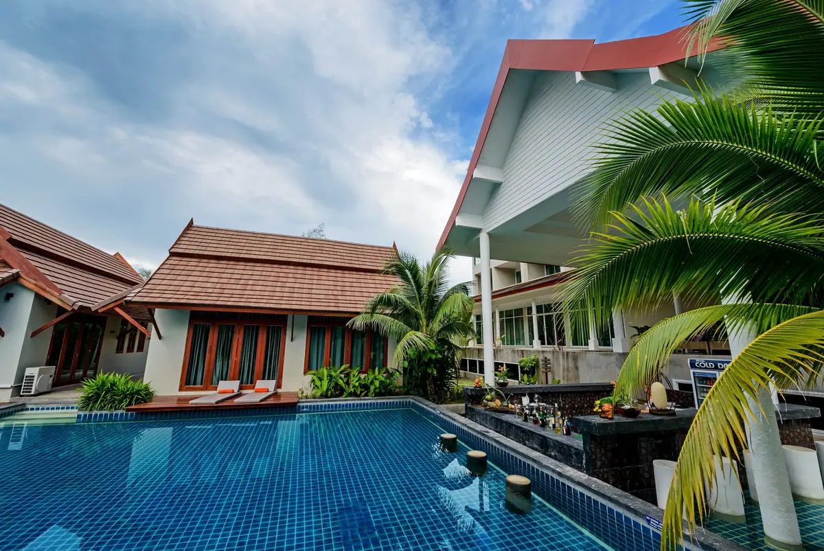 Villa familiale en Thaïlande avec piscine et jardin