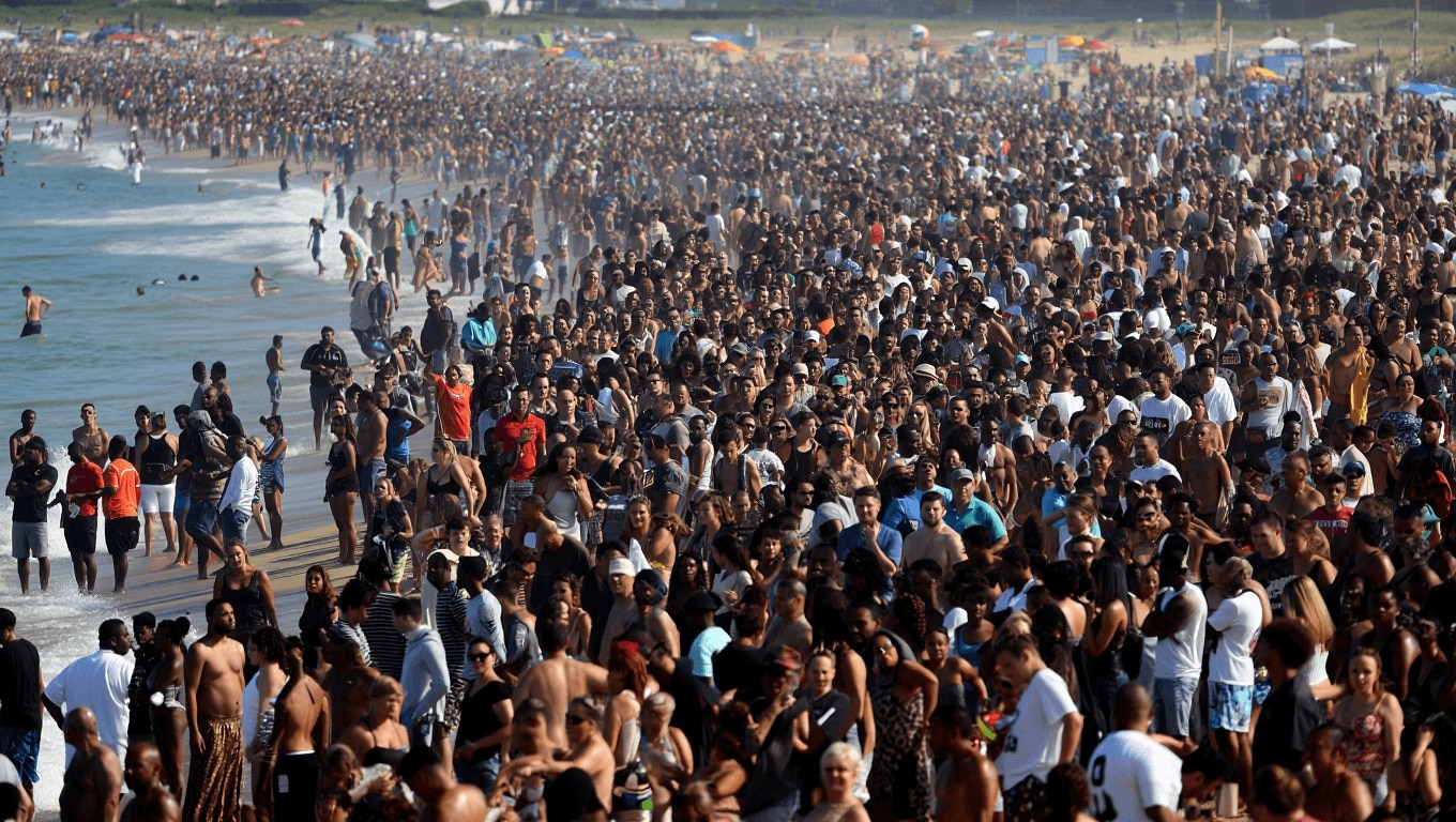 La plage bondée