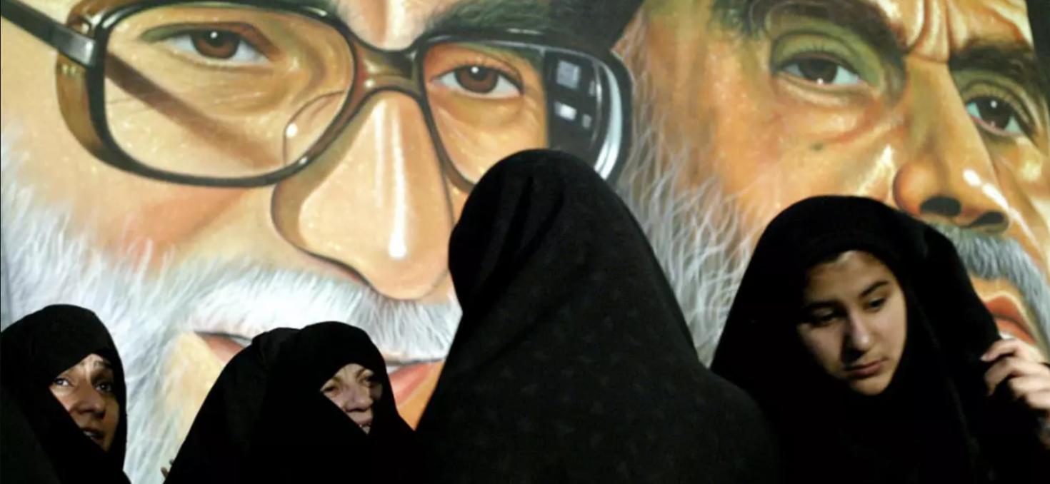En Iran, la lutte contre les « mal voilées » par un régime en fin de course