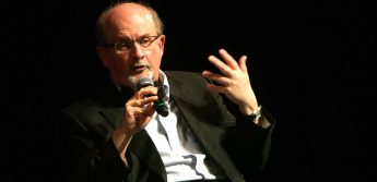 Salman Rushdie : l’Iran nie et crie au complot