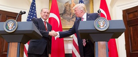 Trump très conciliant avec Erdogan