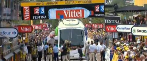 Tour de France 2013 – Arrivée rocambolesque à Bastia