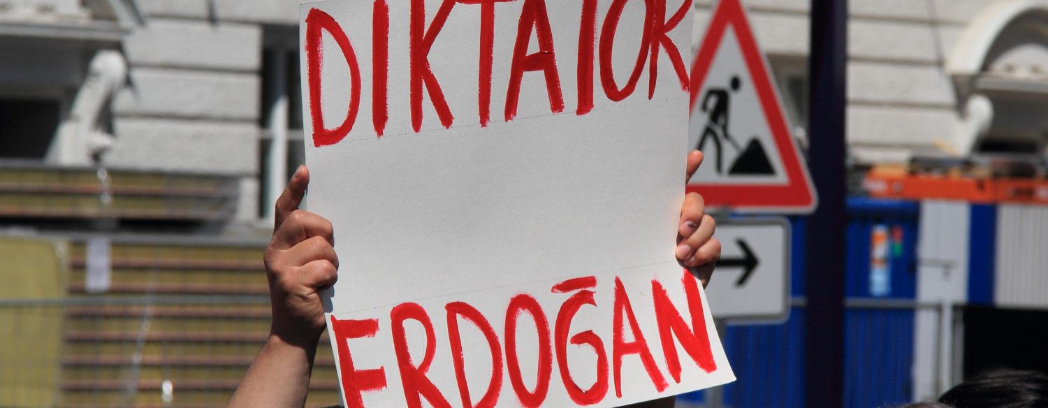 Erdogan porte plainte contre « Le Point »