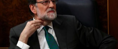 Le gouvernement Rajoy renversé par le Parti socialiste ouvrier espagnol
