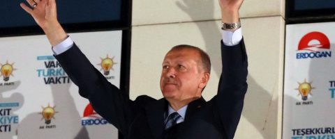 Erdogan gagne la présidentielle turque dès le premier tour