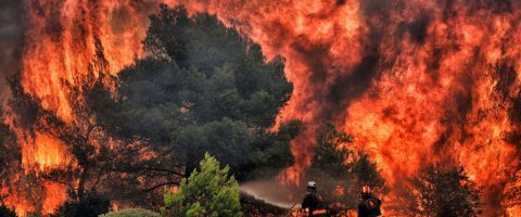 Incendies meurtriers en Grèce