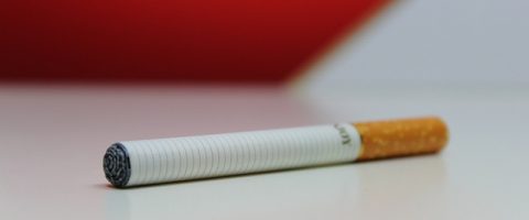 L’OMS met en garde contre la cigarette électronique