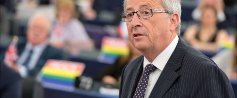Europe: Juncker peut (enfin) plancher sur sa Commission