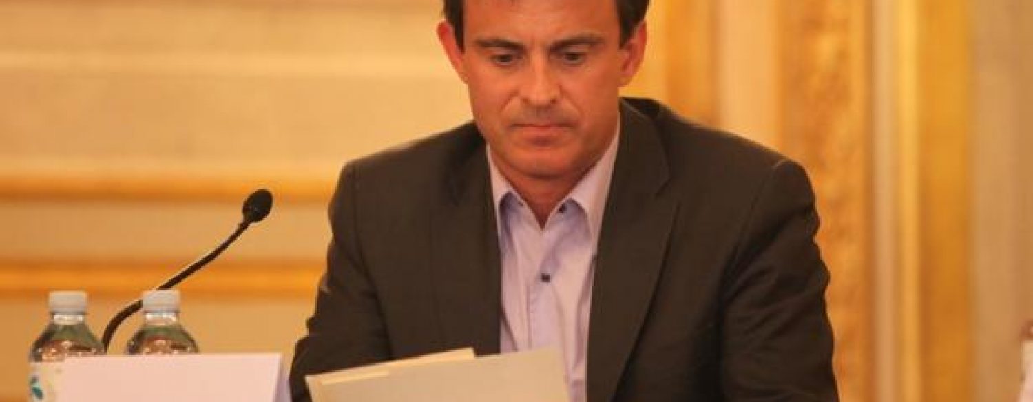 EN DIRECT –  Suivez «Des paroles et des actes» avec Manuel Valls