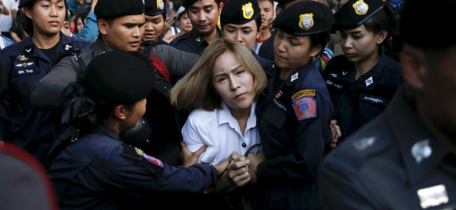 Malgré la répression, les Thaïlandais manifestent contre le régime