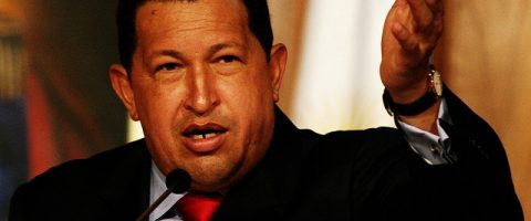 De retour de Cuba, Chavez soigne son image à Caracas