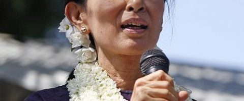 Aung San Suu Kyi, libre de voyager à l’étranger