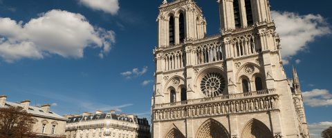 Notre-Dame-de-Paris: 850 ans de mystère et de passion