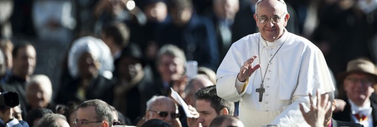 Le pape excommunie la mafia italienne