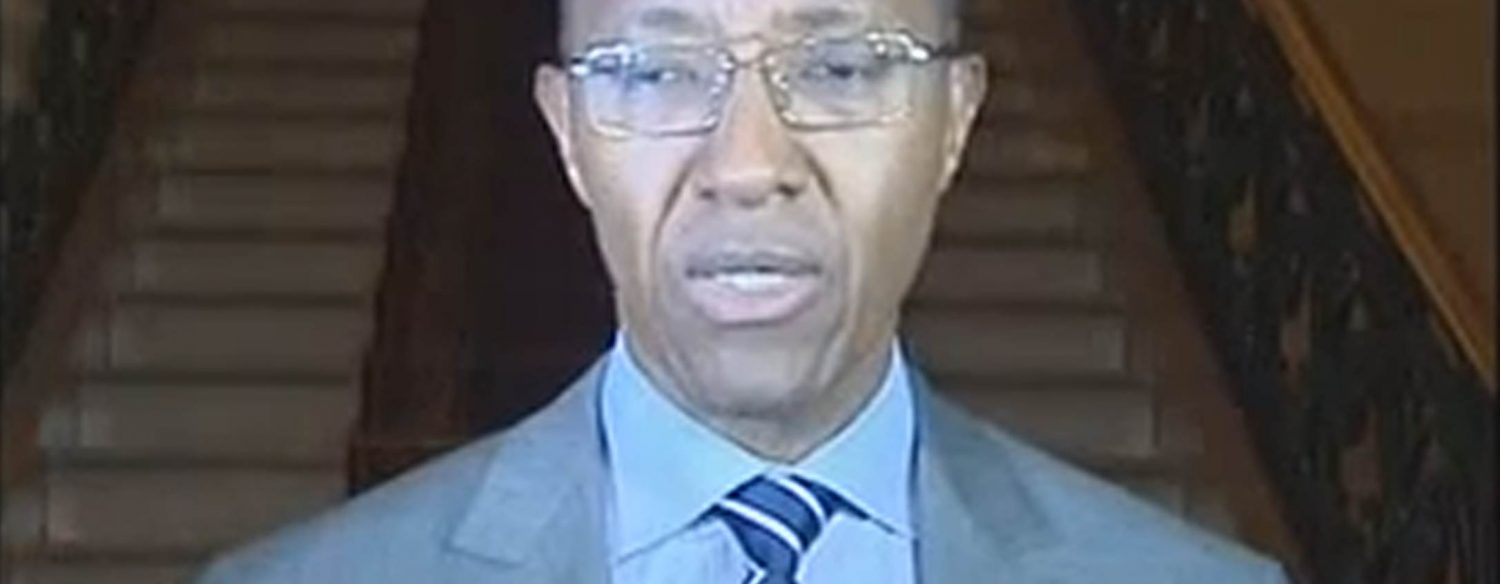 Abdoul Mbaye, un banquier à la tête du gouvernement