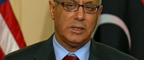 Qui est Ali Zeidan, 1er ministre libyen enlevé et libéré par des terroristes?