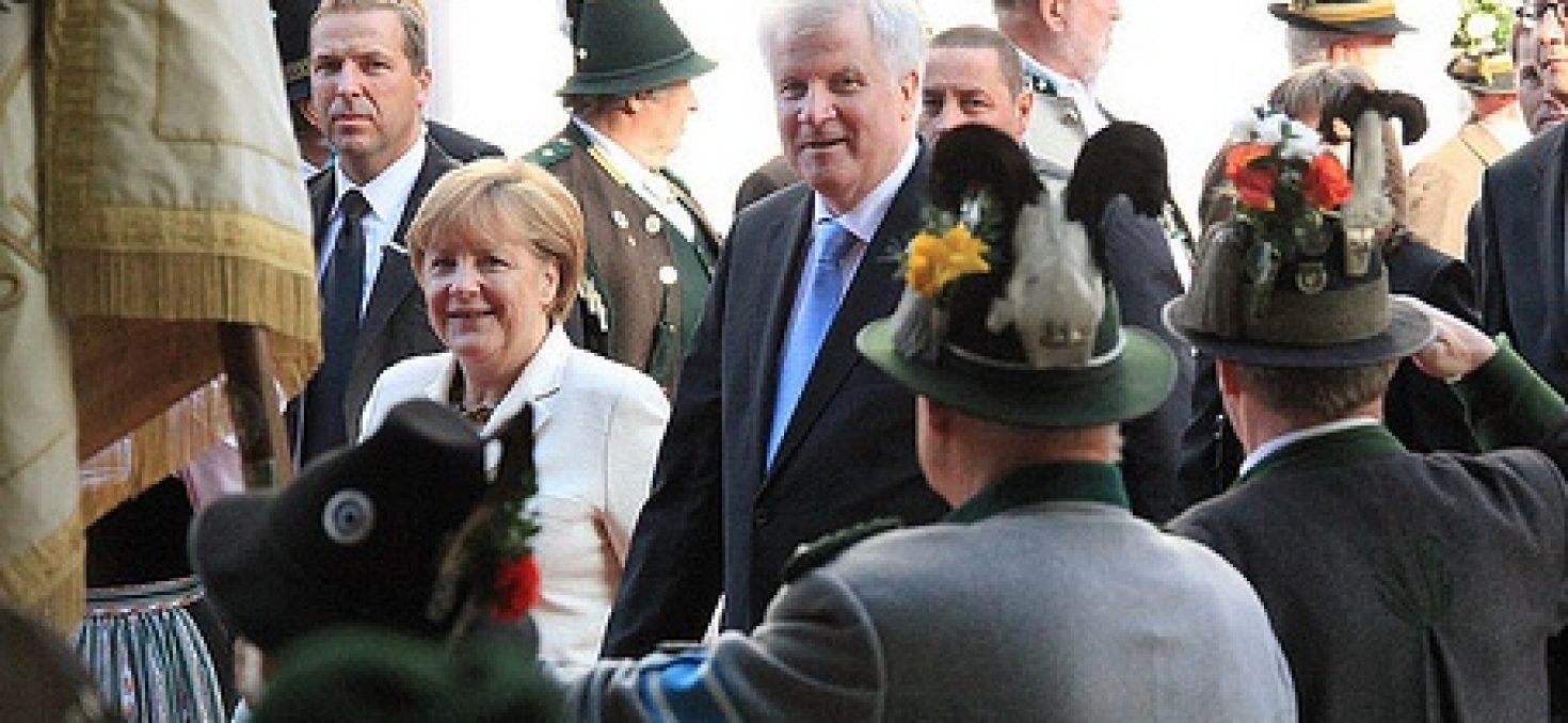 Sondages: Angela Merkel se cherche une nouvelle coalition