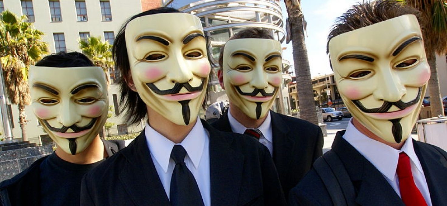 Anonymous, les justiciers du Web