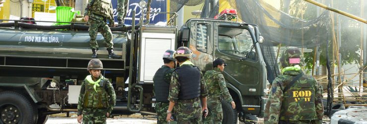 Coup d’État en Thaïlande: l’armée, fusible contre le court-circuit?
