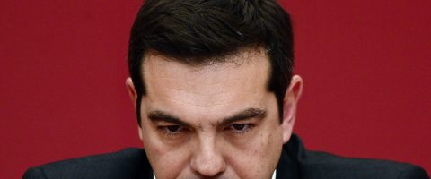 Alexis Tsipras se lance dans des négociations de funambule