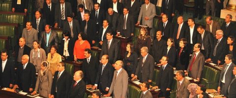Présidentielle et législatives en Tunisie: la fin de l’année sera électorale