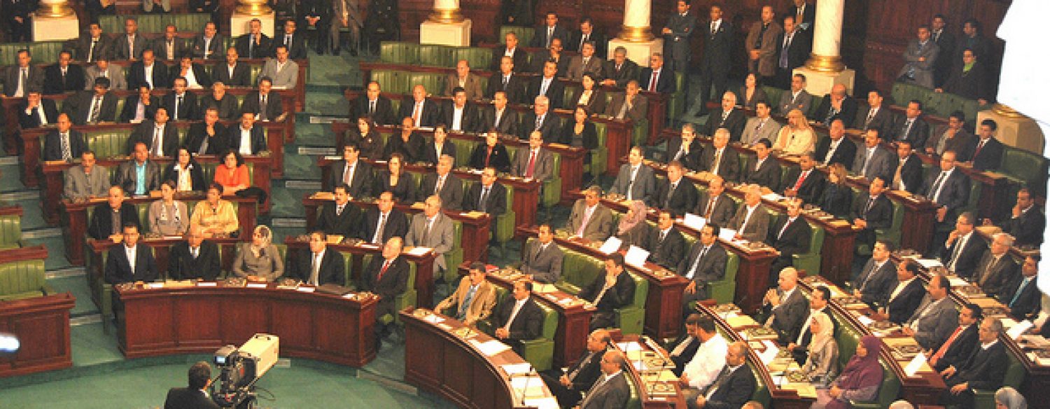 La nouvelle Constitution tunisienne annonce-t-elle une sortie de crise?