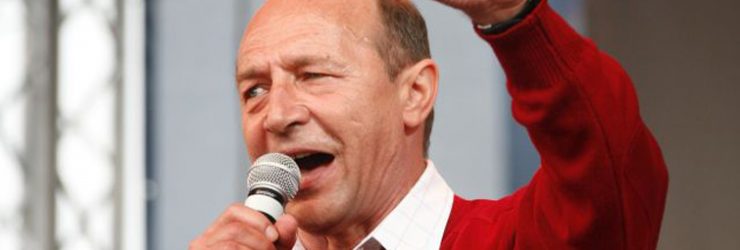 L’abstention sauve le président Basescu de la destitution