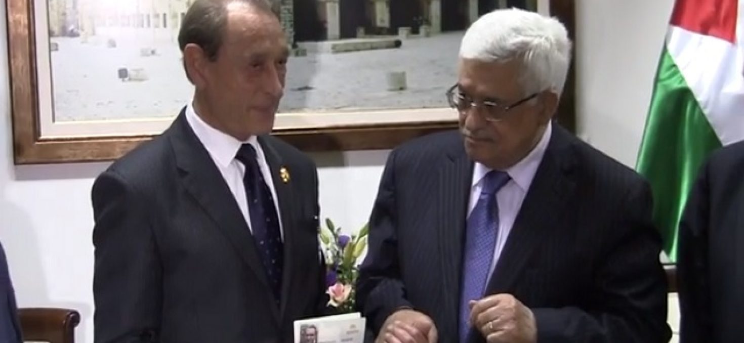 Bertrand Delanoë, bientôt son passeport palestinien?