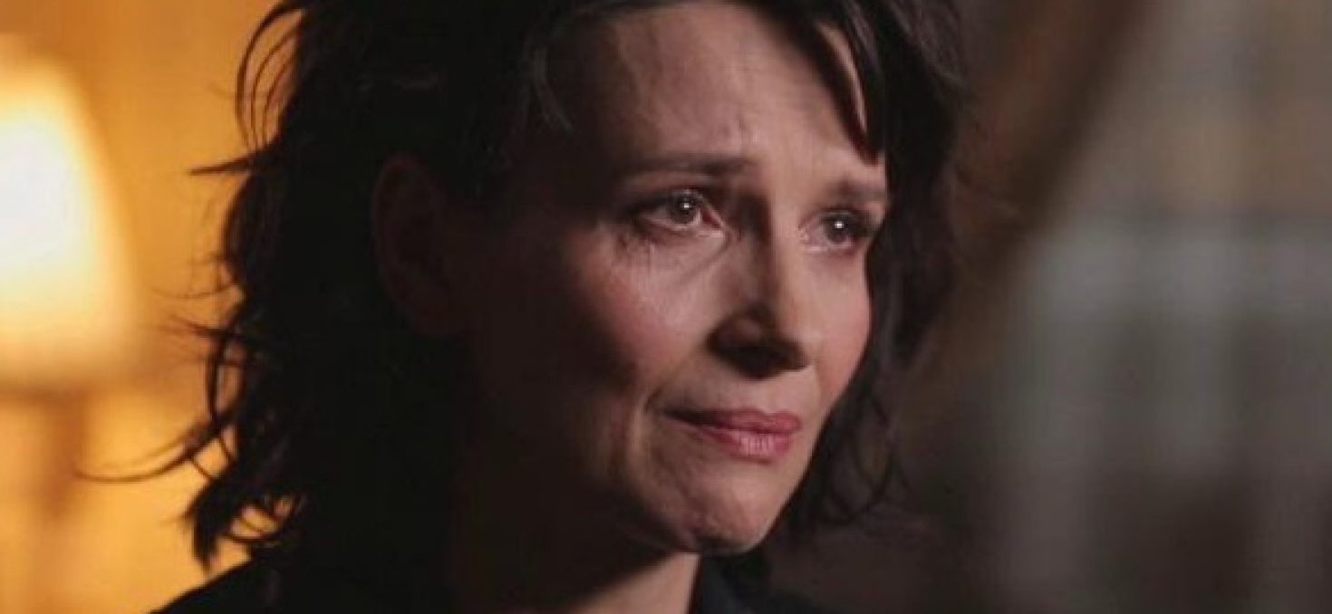 Juliette Binoche émue aux larmes sur TF1