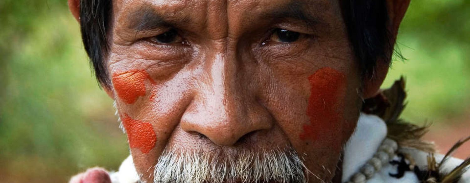Cinq peuples autochtones en danger