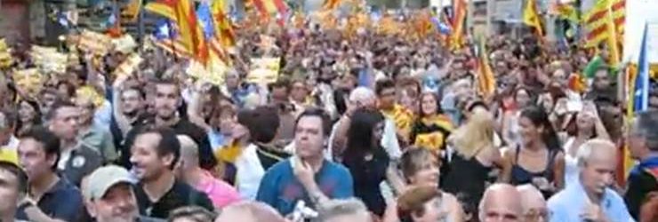 1,5 million de Catalans réclament leur indépendance à Barcelone