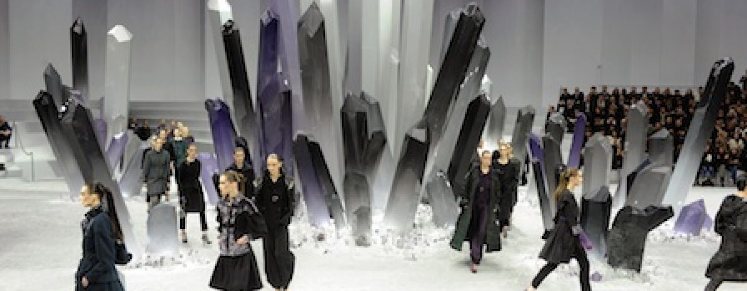 Chanel version Karl Lagerfeld éblouit la Fashion Week