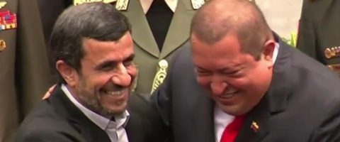 Pour le président iranien, Hugo Chavez «reviendra» avec le Prophète