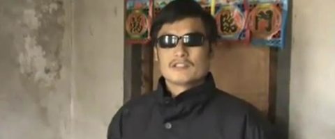 Le dissident Chen Guangcheng s’évade et l’annonce par mail