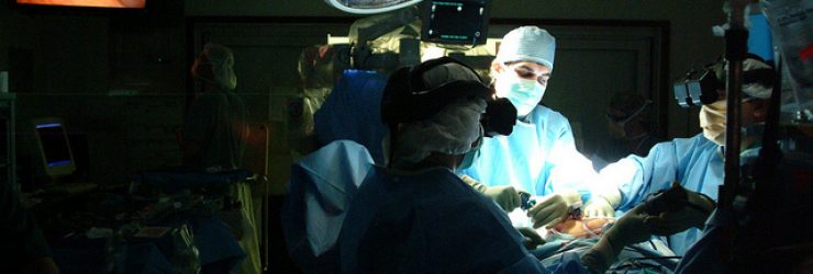 Au Royaume-Uni, un chirurgien marquerait les organes de ses patients de ses initiales