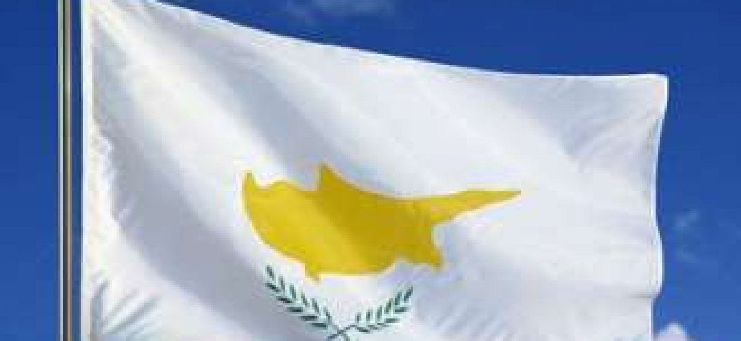 Au bord de la faillite, Chypre prend la présidence tournante