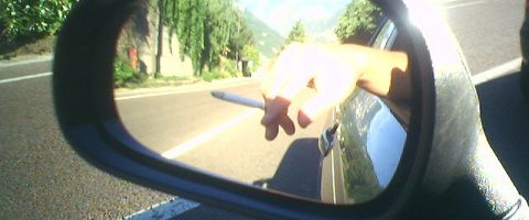 Fumer ou conduire, il faut choisir…