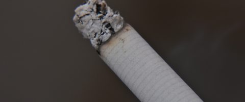 Tabac à rouler, cigarettes mentholées et «slim» bientôt interdits