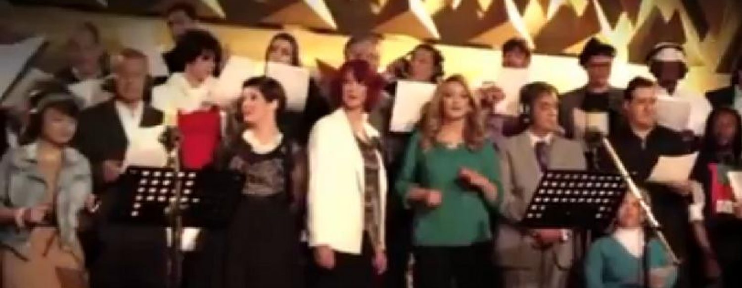 Des stars chantent pour Bouteflika: le clip qui fait scandale en Algérie