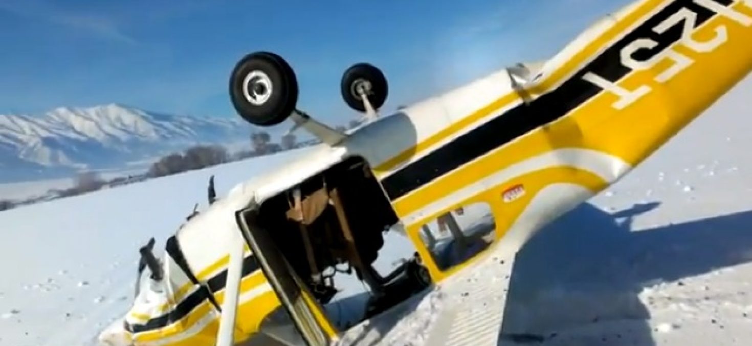 Un homme filme le crash de son avion en direct