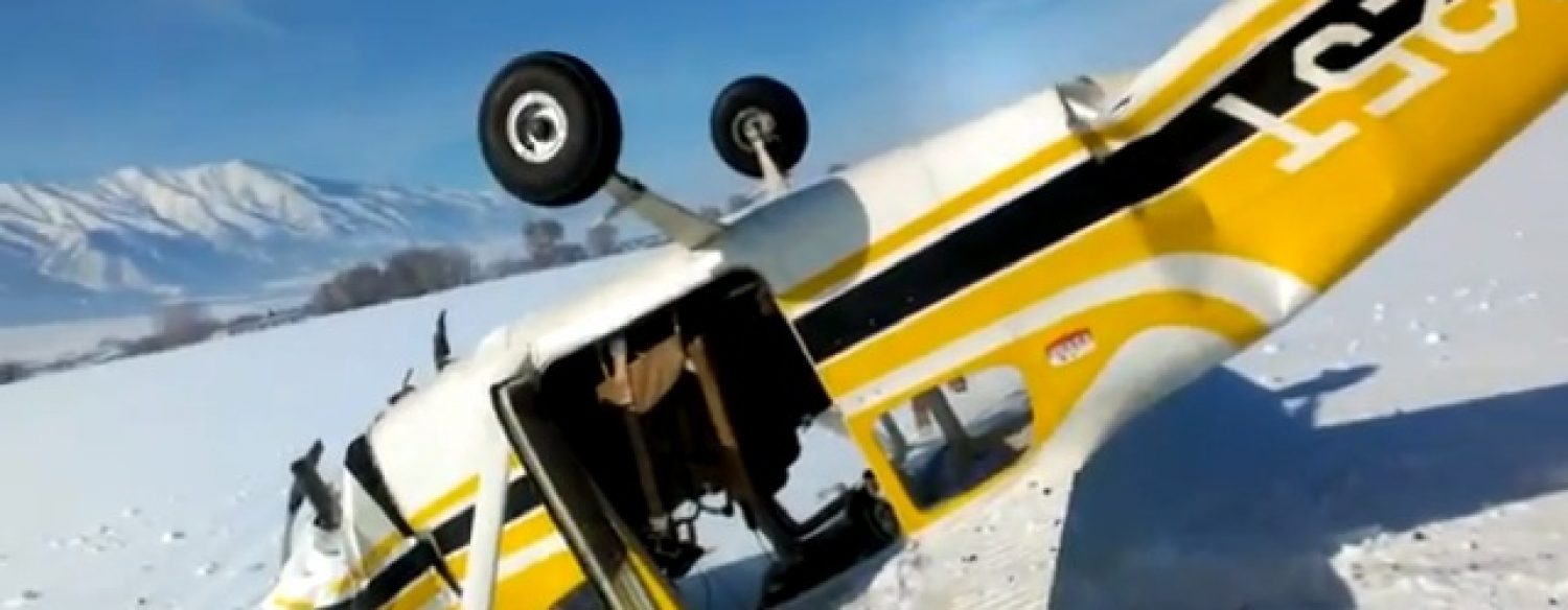Un homme filme le crash de son avion en direct