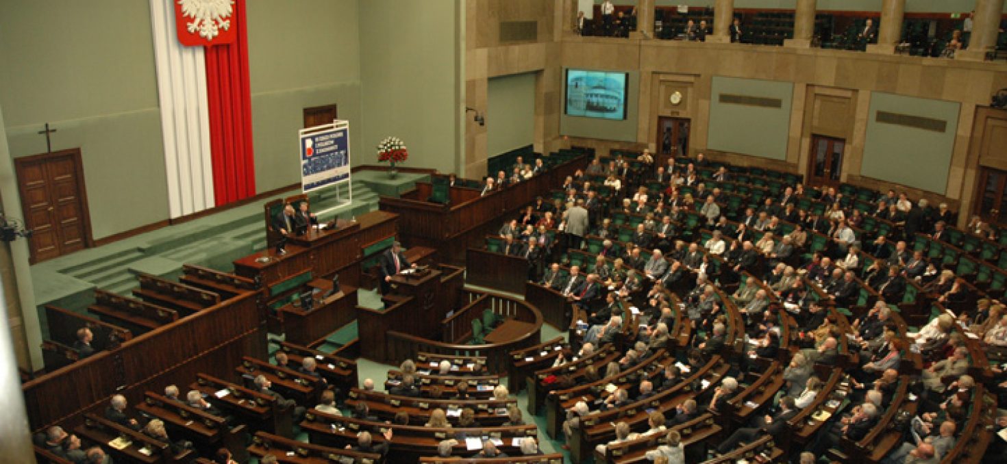 Élections polonaises : Tusk et Kaczynski dans un mouchoir