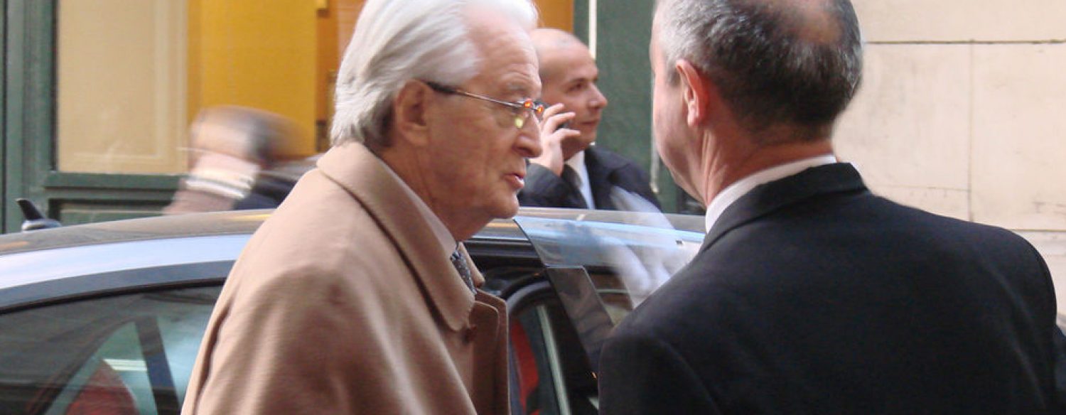 Roland Dumas dit avoir « sauvé la République » en couvrant Chirac