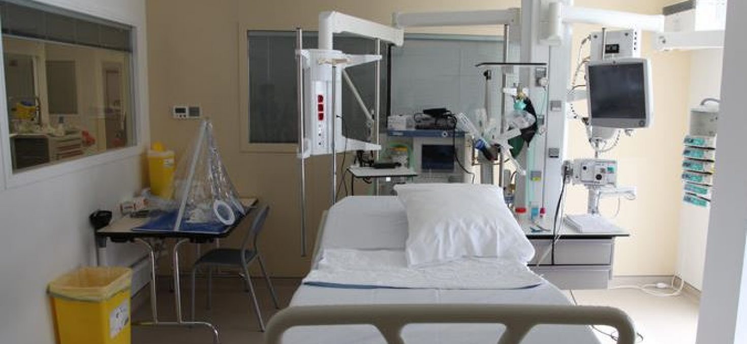 Au cœur de l’hôpital Bégin, mobilisé contre le virus Ebola