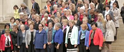 Soixante-seize députées et sénatrices contre le sexisme